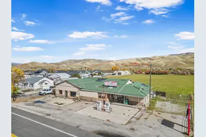 510 N Main St, Henefer, UT 84033 - Photo 1