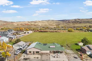 510 N Main St, Henefer, UT 84033 - Photo 26