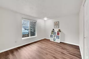 1522 Robins Cir, Ogden, UT 84404 - Photo 12