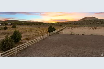 533 W Canyon Trl, Dammeron Valley, UT 84783 - Photo 114
