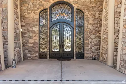 533 W Canyon Trl, Dammeron Valley, UT 84783 - Photo 8