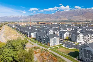 353 W 490 N, Vineyard, UT 84059 - Photo 6