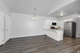 353 W 490 N, Vineyard, UT 84059 - Photo 4