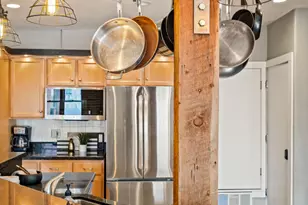 327 W 200 S, Salt Lake City, UT 84101 - Photo 8