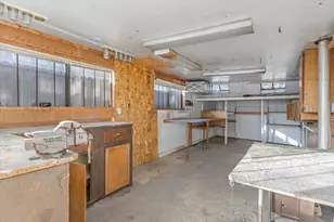 7138 S Chris Ln E, Cottonwood Heights, UT 84121 - Photo 26