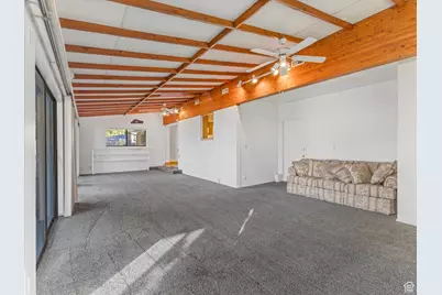 7138 S Chris Ln E, Cottonwood Heights, UT 84121 - Photo 16