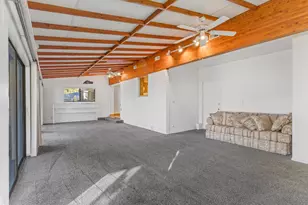 7138 S Chris Ln E, Cottonwood Heights, UT 84121 - Photo 16