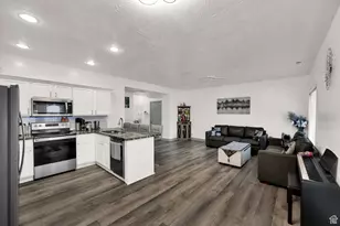 7187 S 420 E, Midvale, UT 84047 - Photo 10