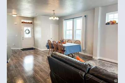 10804 S Gresham Dr, South Jordan, UT 84009 - Photo 8
