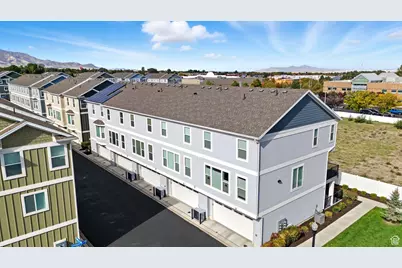 3838 W Kinglassie Ln, Taylorsville, UT 84129 - Photo 2