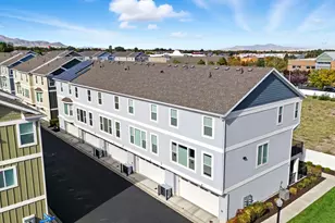 3838 W Kinglassie Ln, Taylorsville, UT 84129 - Photo 2