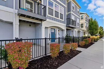 3838 W Kinglassie Ln, Taylorsville, UT 84129 - Photo 6