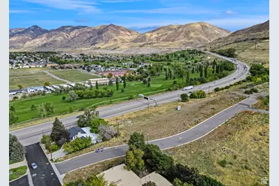 337 E Skyline Dr #2, Brigham City, UT 84302 - Photo 4