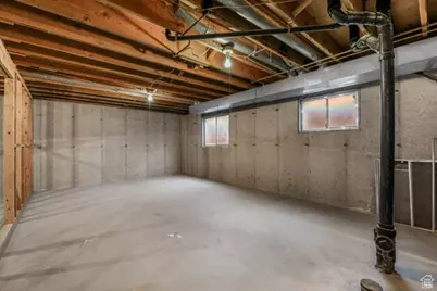 349 Belaire Cir, Grantsville, UT 84029 - Photo 28