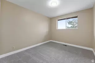 349 Belaire Cir, Grantsville, UT 84029 - Photo 18