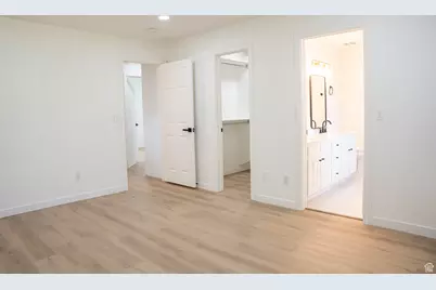 2104 W 2200 S, Syracuse, UT 84075 - Photo 14