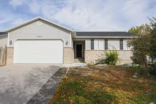 635 E Wildrose Dr N, Grantsville, UT 84029 - Photo 1