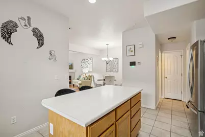 7071 S Kristilyn Ln, West Jordan, UT 84084 - Photo 8