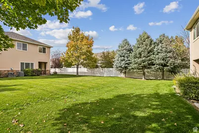 7071 S Kristilyn Ln, West Jordan, UT 84084 - Photo 20