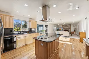 2382 Summerwood Dr, Layton, UT 84040 - Photo 6