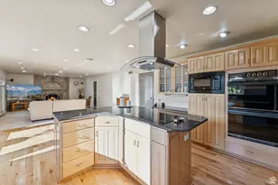 2382 Summerwood Dr, Layton, UT 84040 - Photo 4