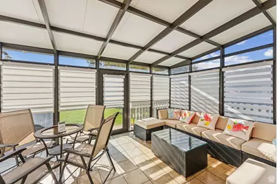 2382 Summerwood Dr, Layton, UT 84040 - Photo 10