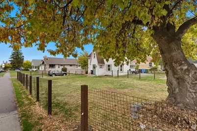 297 E 400 N, Logan, UT 84321 - Photo 24