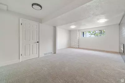 9633 S 1210 E, Sandy, UT 84094 - Photo 14