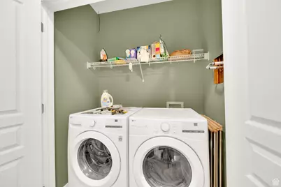 967 S Courtyard Ln E, Centerville, UT 84014 - Photo 16