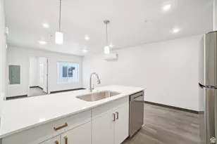 1326 S 500 E, Salt Lake City, UT 84105 - Photo 2