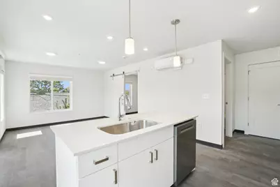 1326 S 500 E #208, Salt Lake City, UT 84105 - Photo 4