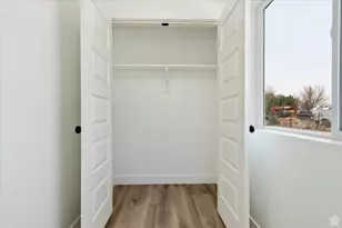 971 W 1700 S, Salt Lake City, UT 84104 - Photo 14