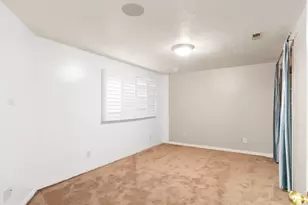 718 E 200 S, Bountiful, UT 84010 - Photo 22