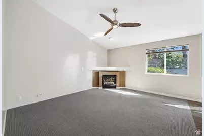 24 W Malstrom Ct, Murray, UT 84107 - Photo 10