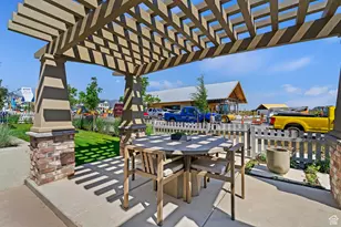 6748 W Splash Wy, South Jordan, UT 84009 - Photo 38