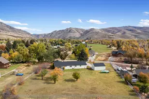 567 S 8850 E, Huntsville, UT 84317 - Photo 44