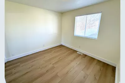 10896 S Poplar Brook Pl, South Jordan, UT 84009 - Photo 24