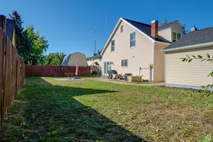 557 S Angel St, Layton, UT 84041 - Photo 24