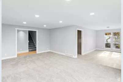 2594 Joni Dr, Layton, UT 84040 - Photo 4