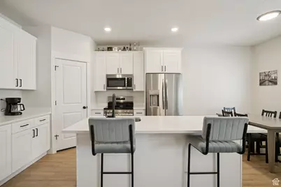 1176 N 620 W #221, Tooele, UT 84074 - Photo 4