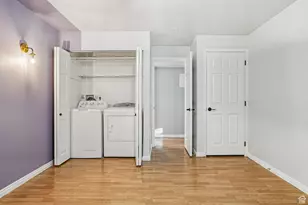 875 E Arrowhead Ln, Murray, UT 84107 - Photo 16