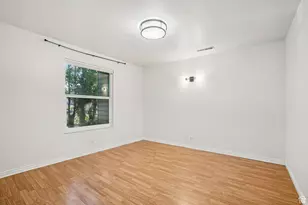 875 E Arrowhead Ln, Murray, UT 84107 - Photo 10