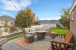 1606 W 200 N, Layton, UT 84041 - Photo 28