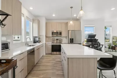 6192 W South Jordan Pkwy, South Jordan, UT 84009 - Photo 4