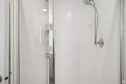 6192 W South Jordan Pkwy, South Jordan, UT 84009 - Photo 10