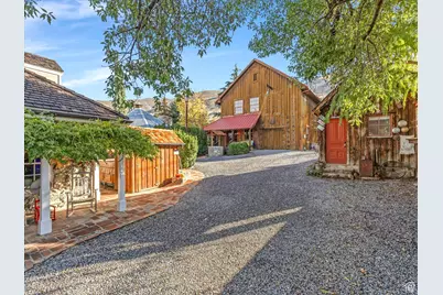 252 N 400 E, Centerville, UT 84014 - Photo 58