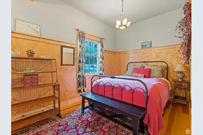252 N 400 E, Centerville, UT 84014 - Photo 42