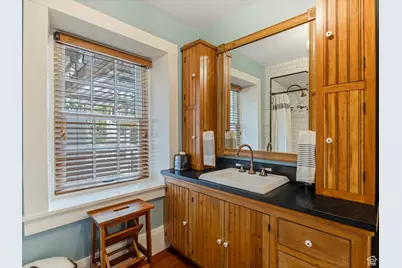 252 N 400 E, Centerville, UT 84014 - Photo 10