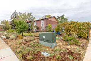 1447 E 2700 N, Layton, UT 84040 - Photo 36