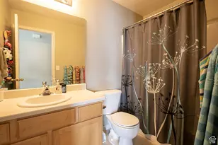 6761 S High Bluff Dr W, West Jordan, UT 84084 - Photo 16